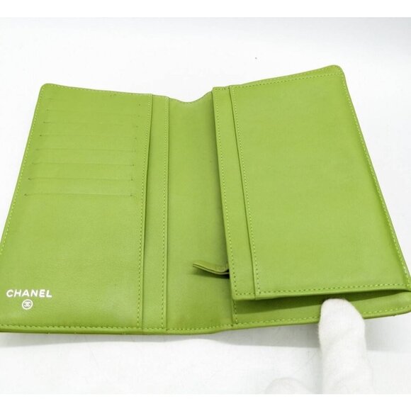 RARE Authentic CHANEL CC Classic Patent Wallet Lime Green Purse Bag - Picture 3 of 5